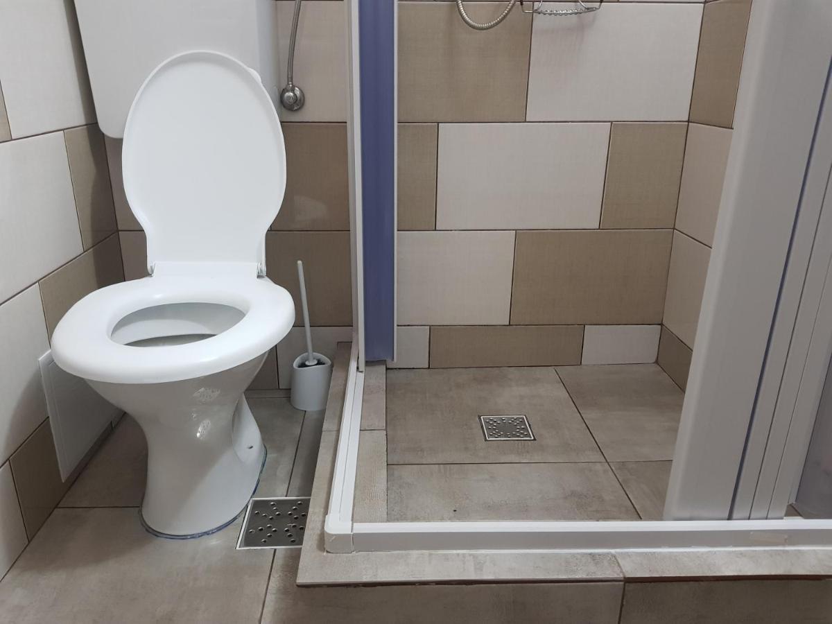 科斯蒂内什蒂Casutele Intim别墅 外观 照片